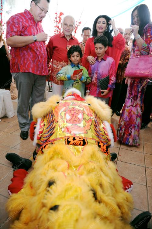 SK06_23012012_CM_SINGA