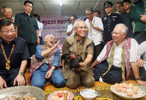 MOHD NAJIB TUN ABDUL RAZAK