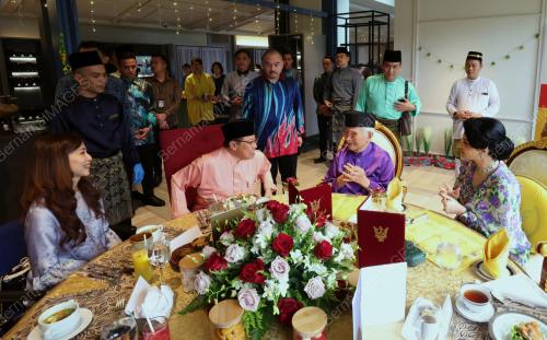 TUN ABDUL TAIB MAHMUD