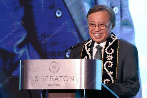 TAN SRI ABANG JOHARI TUN OPENG