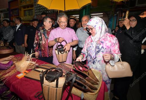 SK06_25042019_AGONG_BN201904247799
