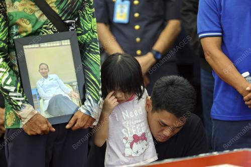 MANGSA NAHAS HELIKOPTER TLDM LUMUT