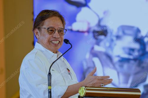 TAN SRI ABANG JOHARI TUN OPENG