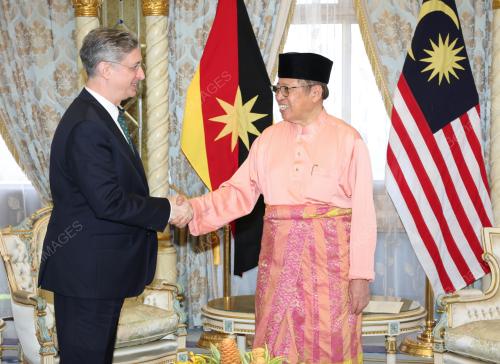 TAN SRI ABANG JOHARI TUN OPENG