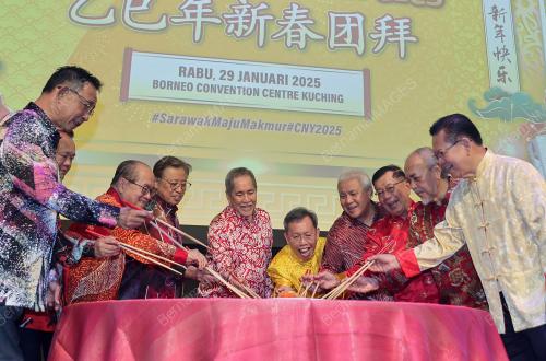 RUMAH TERBUKA TAHUN BAHARU CINA