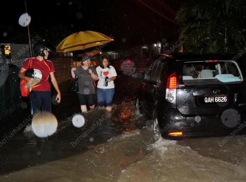 SK07_01012014_BANJIR