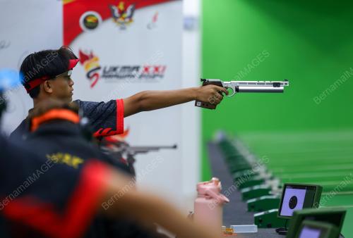LATIHAN MENEMBAK ATLET SARAWAK