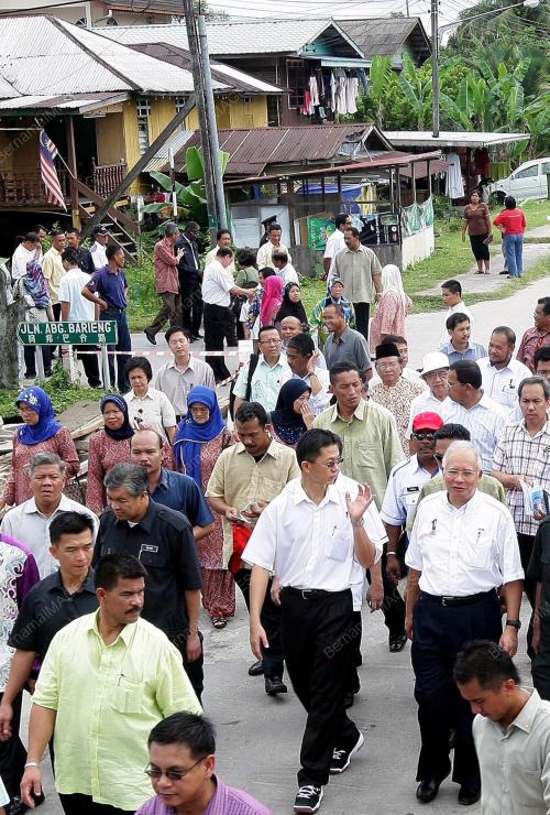MOHD NAJIB TUN ABDUL RAZAK