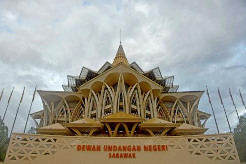PERSIDANGAN DUN SARAWAK