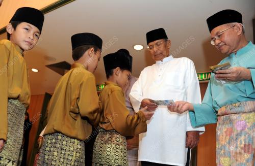 SK07_04072014_DUIT_RAYA