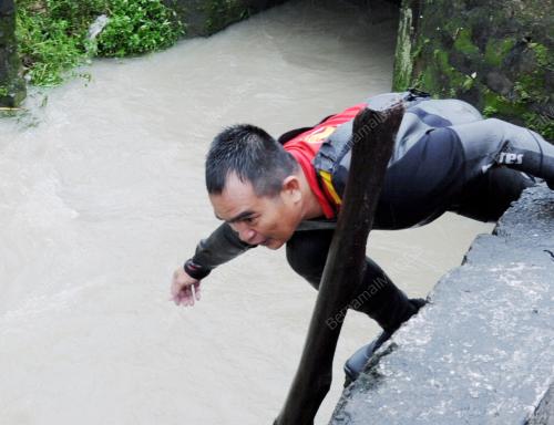 SK07_05012012_MENCARI
