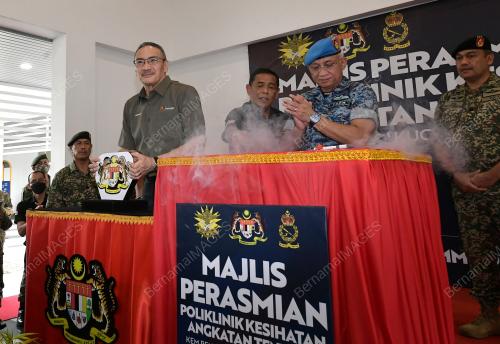 DATUK SERI HISHAMMUDDIN TUN HUSSEIN