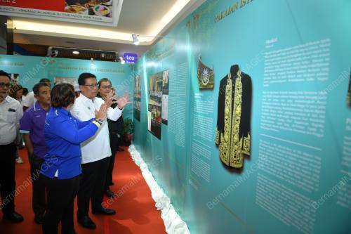 DATUK SERI JULAIHI NARAWI