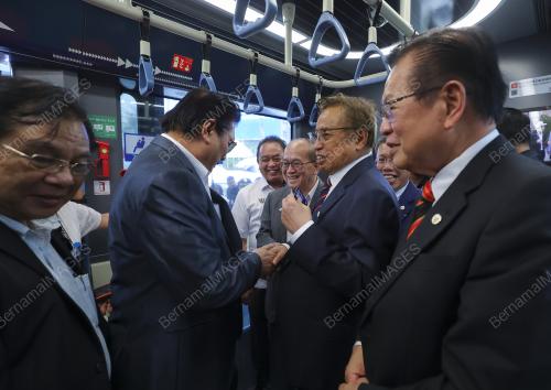TAN SRI ABANG JOHARI TUN OPENG