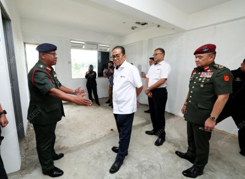 DATUK SERI KHALED NORDIN