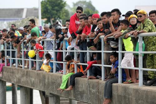 SK07_09112014_PESTA_SEMATAN