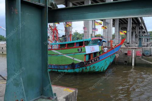 SK07_09122016_BARRAGE_KUCHING