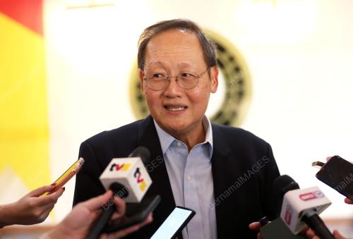 TAN SRI ABANG JOHARI TUN OPENG