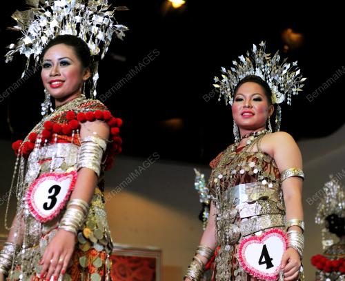 SK07_12052013_KUMANG_GAWAI