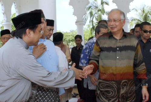 MOHD NAJIB TUN ABDUL RAZAK