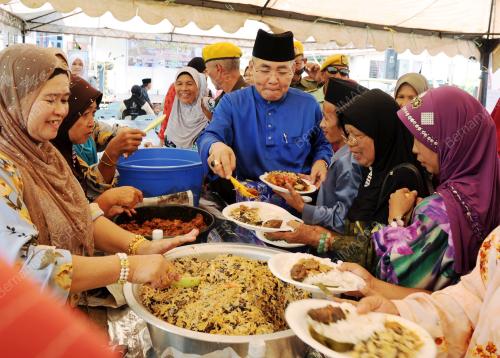 RAYA_YB