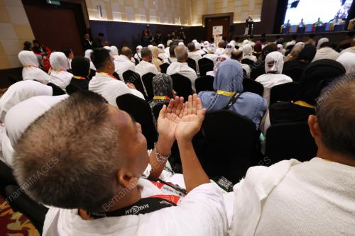 TAN SRI ABANG JOHARI TUN OPENG