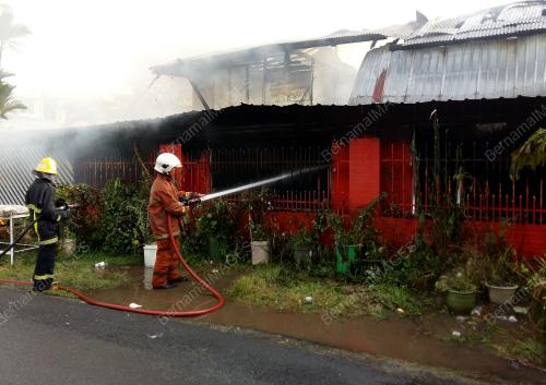 SK07_17102015_KEBAKARAN_RUMAH