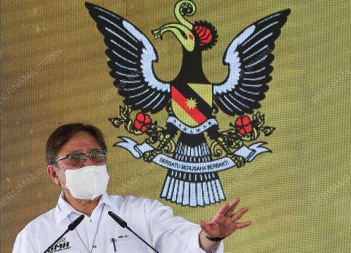 TAN SRI ABANG JOHARI TUN OPENG