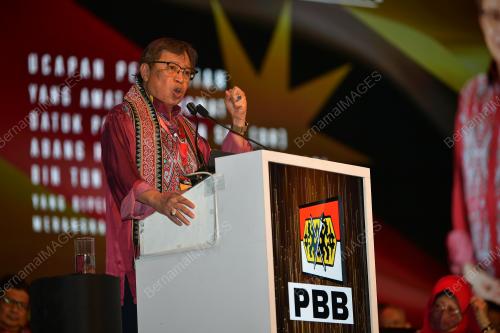 TAN SRI ABANG JOHARI TUN OPENG