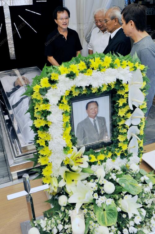 TAN SRI ALFRED JABU ANAK NUMPANG