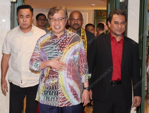 TAN SRI ABANG JOHARI TUN OPENG