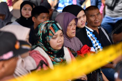 MANGSA LEMAS BOAT REGGATA KARAM