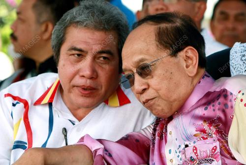 DR RAIS YATIM