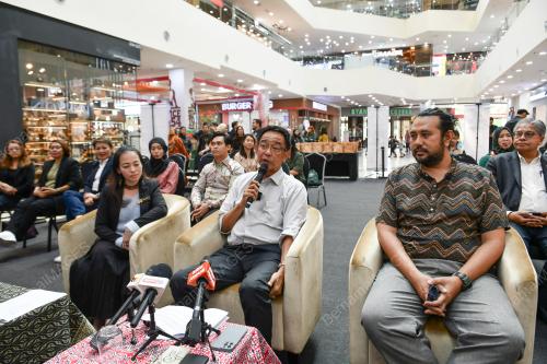 DATUK SERI ABDUL KARIM RAHMAN HAMZAH