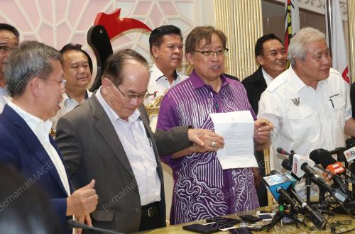 TAN SRI ABANG JOHARI TUN OPENG