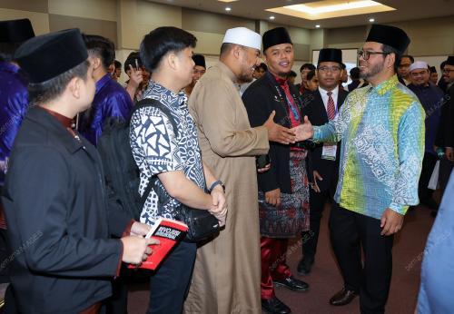 SENATOR DR ZULKIFLI HASAN