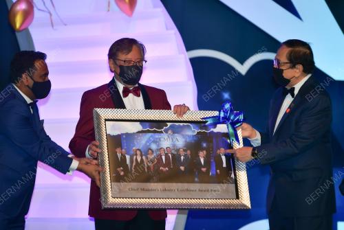 TAN SRI ABANG JOAHRI TUN OPENG