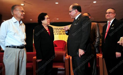 SK07_22102015_FORUM