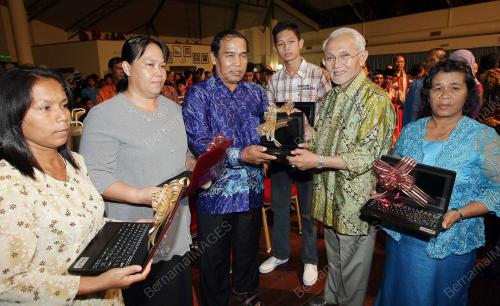 ABDUL TAIB MAHMUD