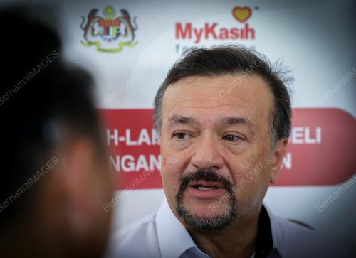 DATUK SERI AMIR HAMZAH AZIZAN
