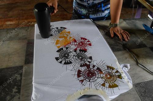 TEKSTIL MELANAU BATIK LINUT
