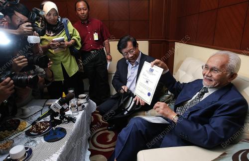 ABDUL TAIB MAHMUD