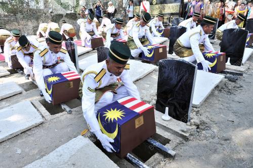 IBAN TRACKERS