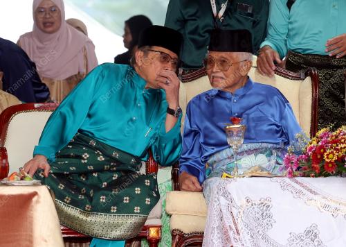 TUN ABDUL TAIB MAHMUD