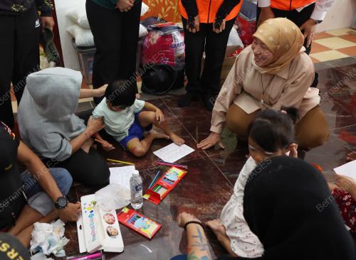 DATUK SERI NANCY SHUKRI
