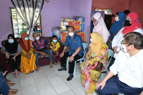 TAN SRI MUHYIDDIN YASSIN