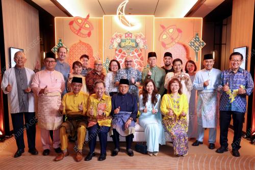 TAN SRI ABANG JOHARI TUN OPENG