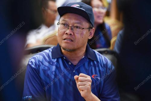 DATUK ADNAN HUSSAIN