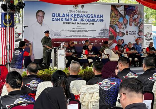 TAN SRI ABANG JOHARI TUN OPENG