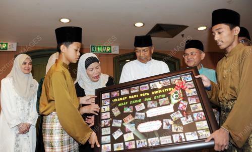 SK08_04072014_KAD_RAYA